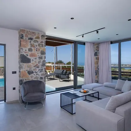 Xenias Luxury Villa Kalathas