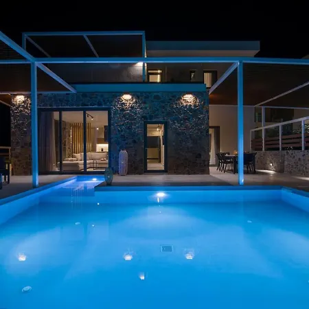 Xenias Luxury Kalathas