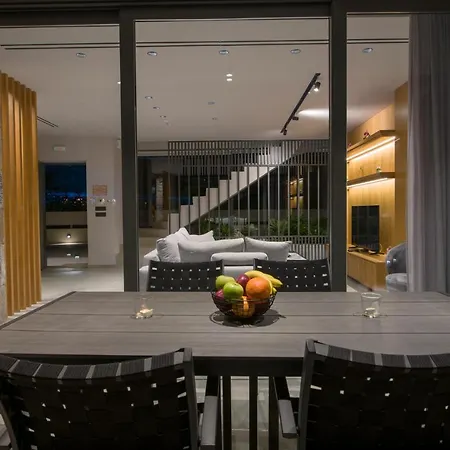 Xenias Luxury Villa