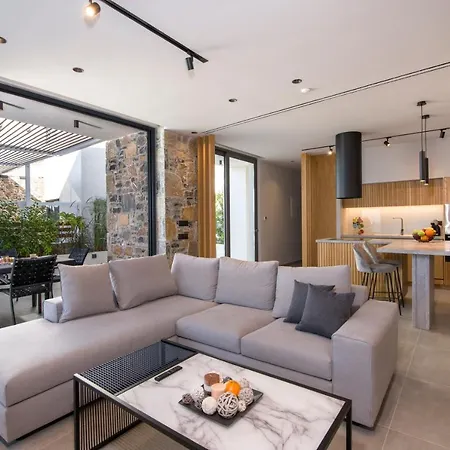 Xenias Luxury Villa