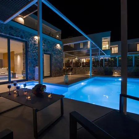 Xenias Luxury Villa