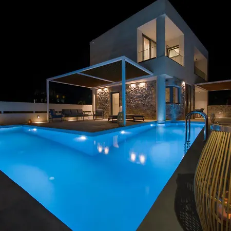 Xenias Luxury Βίλα